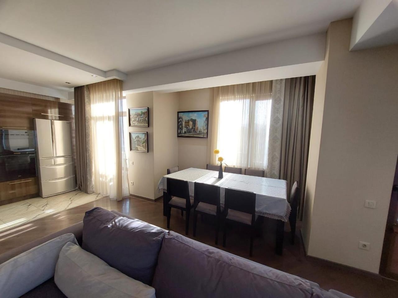 Cozy 3rooms Avlabar Apartment